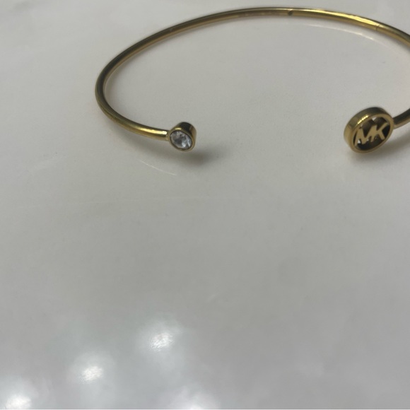Michael kors wrist cuff - Picture 4 of 4